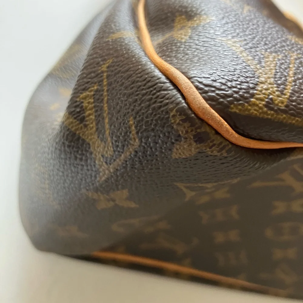 Louis Vuitton Batignolles Horizontal Bag - Picture 11 of 16